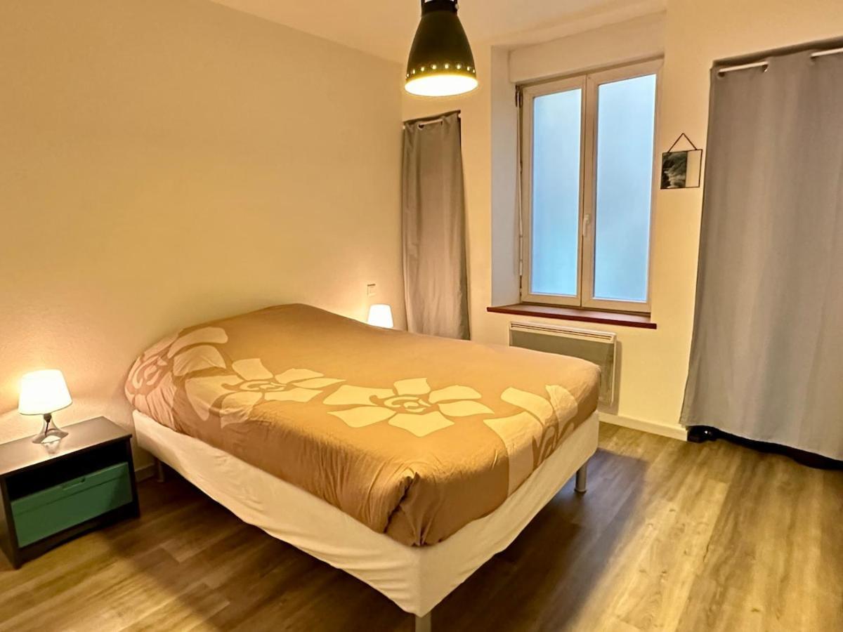 Appartement Calme Au Coeur De La Ville Lons-le-Saunier Exterior photo